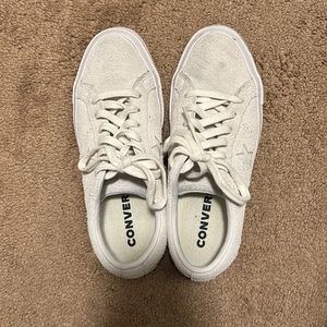 WHITE SUEDE ONE STARS